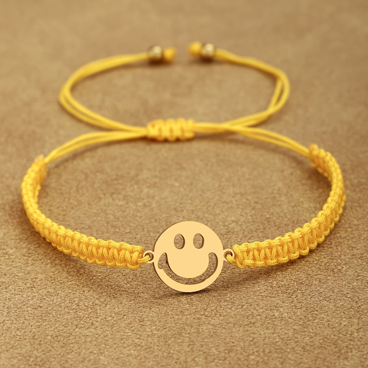 Un bracelet de visage élégant
