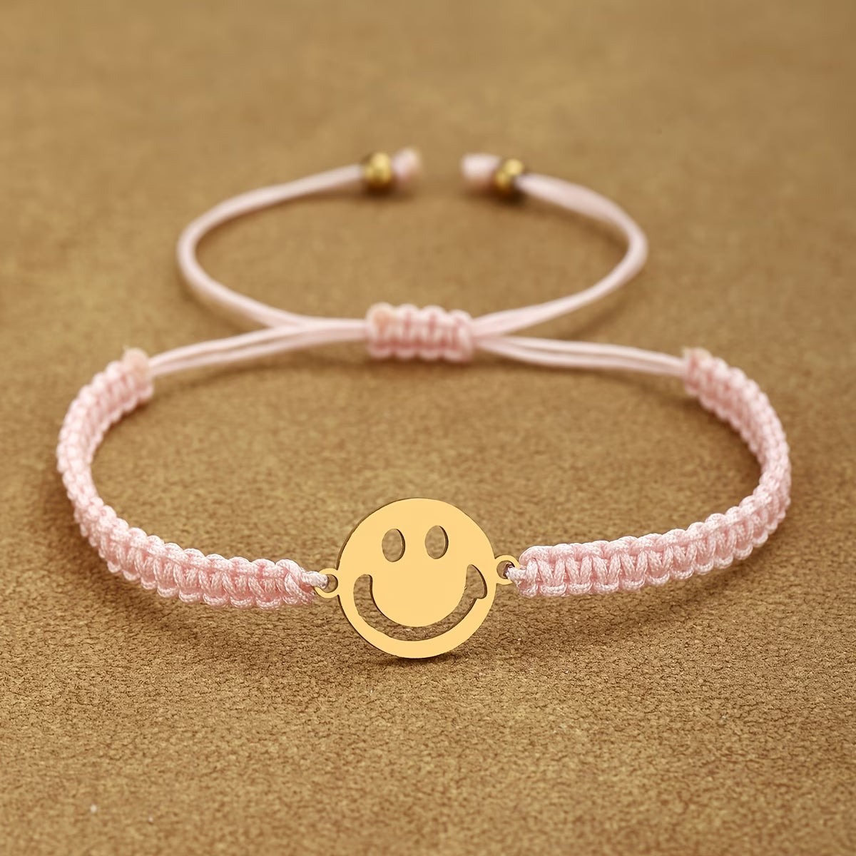 Un bracelet de visage élégant
